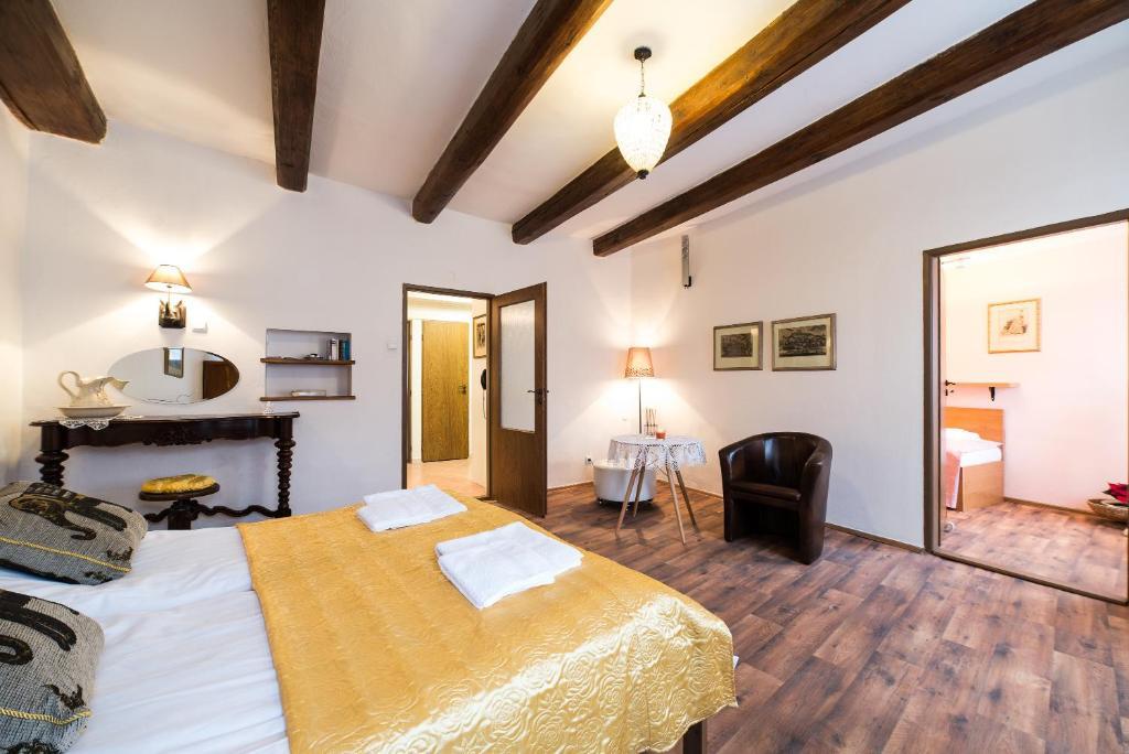 Apartamento Zlaty Kun Golden Horse